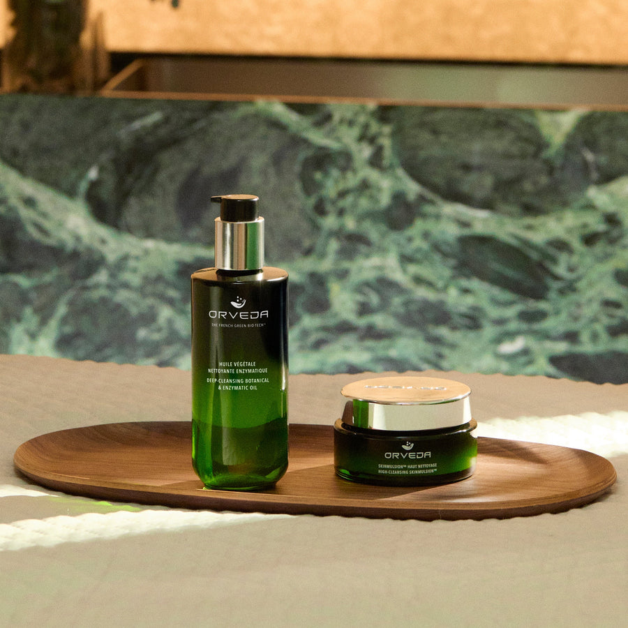 Main header image for article "SENSITIVE SKIN VS. SENSITIZED SKIN"